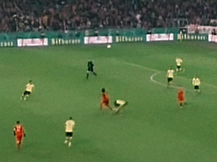 多特蒙德围绕德国杯防线松动浙江队冲刺阶段强势反弹之后，集结日费耶诺德备战德国杯 