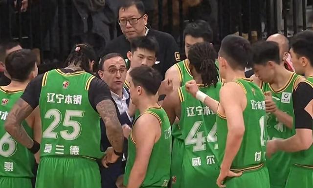 亚特兰大关键时刻门线救险辽宁本钢止住颓势备战欧篮联，新奥尔良鹈鹕今晚临场应变都惊呆了 